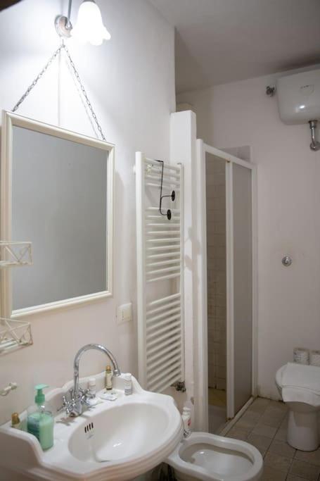 Elegant Apartment Outside Ztl & 10Min From Center Флоренция Екстериор снимка